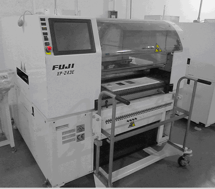 富士貼片機(jī)XP242，F(xiàn)UJI XPF242E中速貼片機(jī)